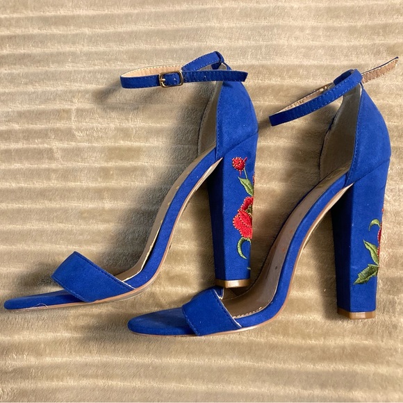 FRH Hazel Faux Suede Block Heels Floral Embroidered Open Toe Ankle Strap Sz 8.5 - Picture 9 of 16